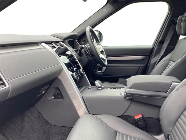 Used Land Rover Discovery 2025 for sale - 76220409: Photo 3