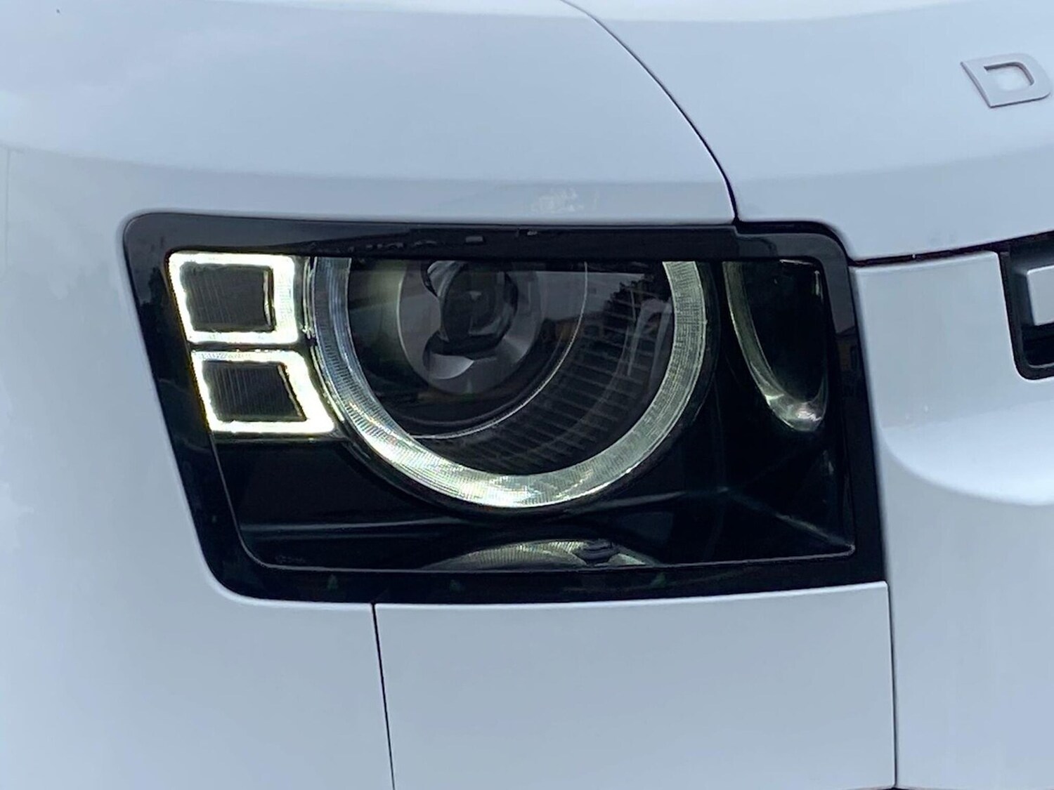 Used Land Rover Defender 2024 for sale - 76225129: Photo 17