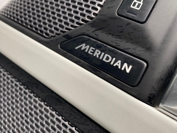 Used Land Rover Defender 2024 for sale - 76225129: Photo 33