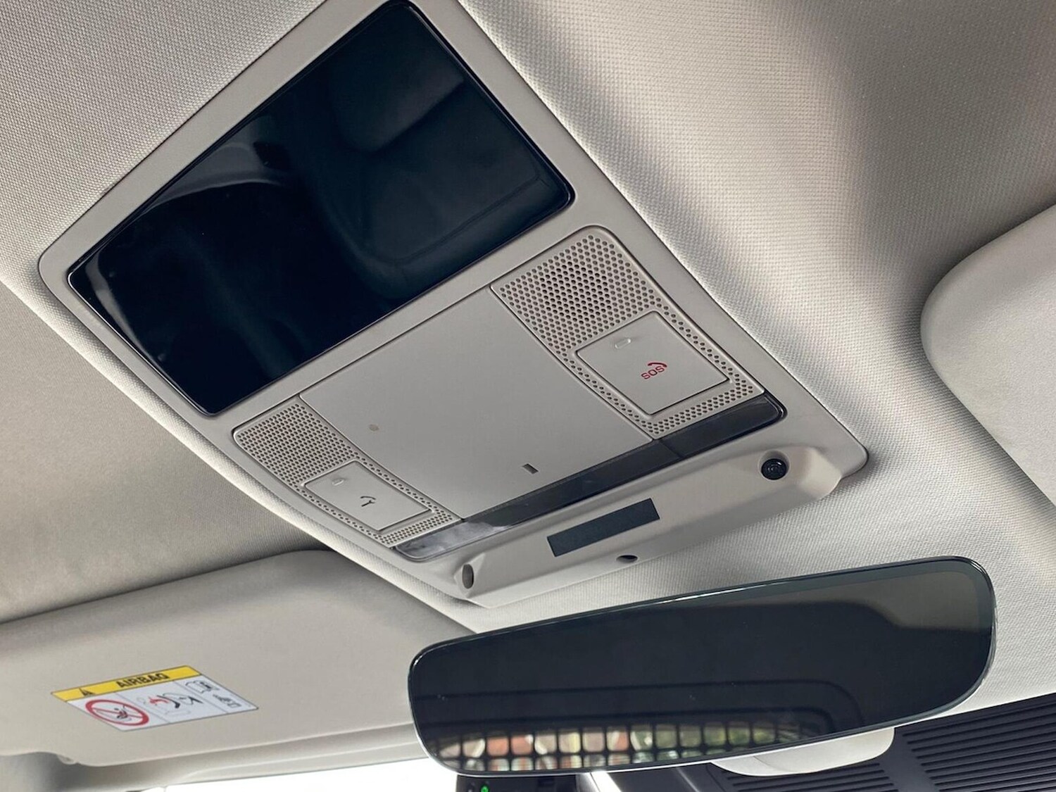 Used Land Rover Defender 2024 for sale - 76225129: Photo 35