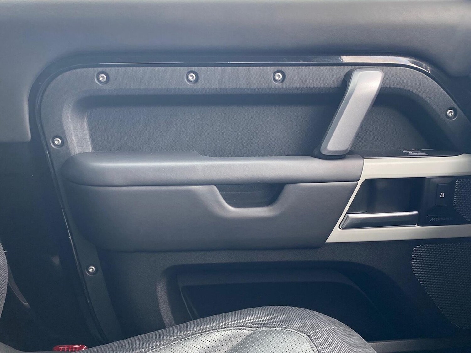 Used Land Rover Defender 2023 for sale - 75908113: Photo 40