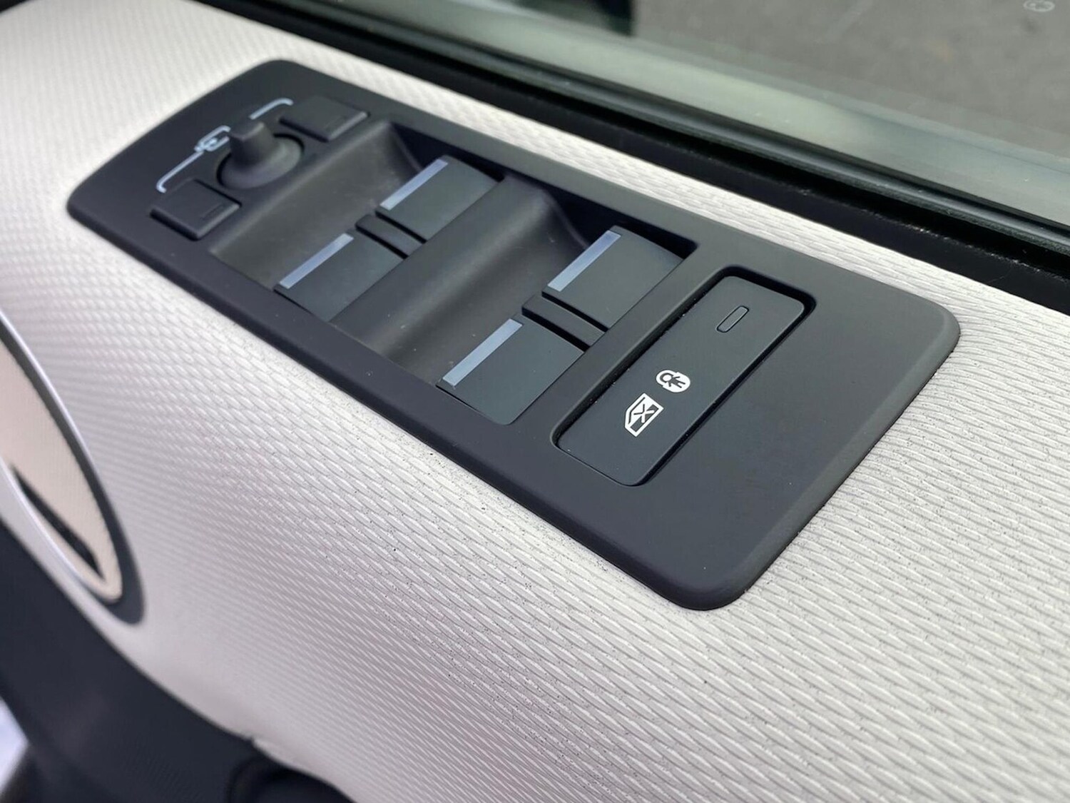 Used Land Rover Discovery 2024 for sale - 77487766: Photo 22