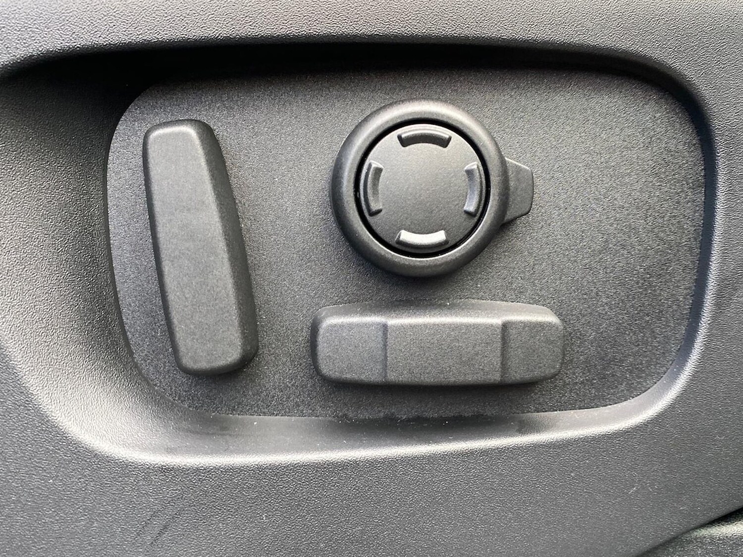 Used Land Rover Discovery 2024 for sale - 77487766: Photo 28