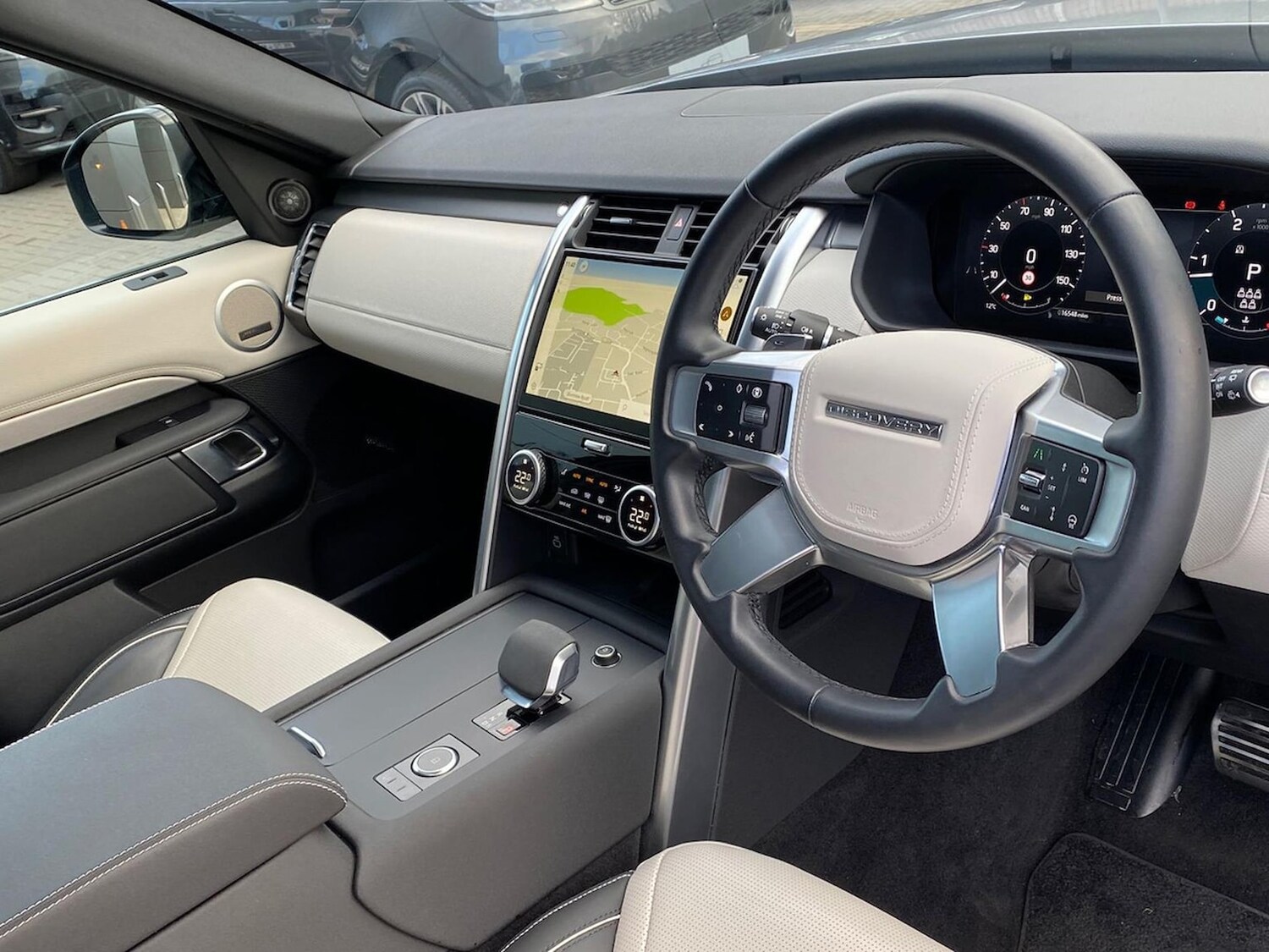 Used Land Rover Discovery 2024 for sale - 77487766: Photo 29