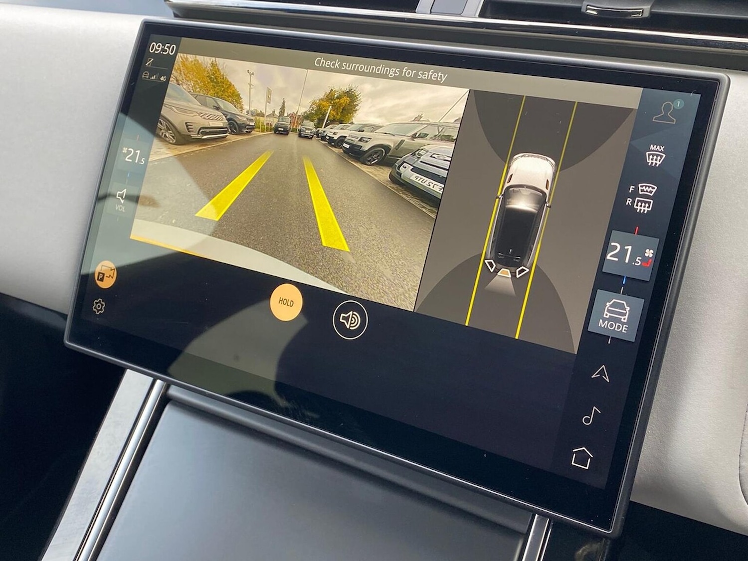 Used Land Rover Range Rover Velar 2023 for sale - 76437270: Photo 12