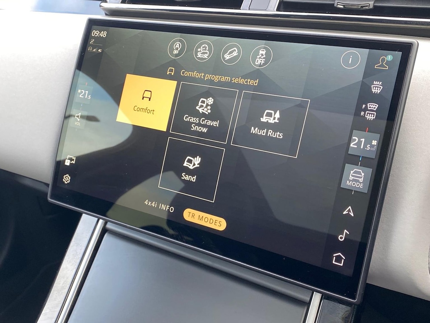 Used Land Rover Range Rover Velar 2023 for sale - 76437270: Photo 29