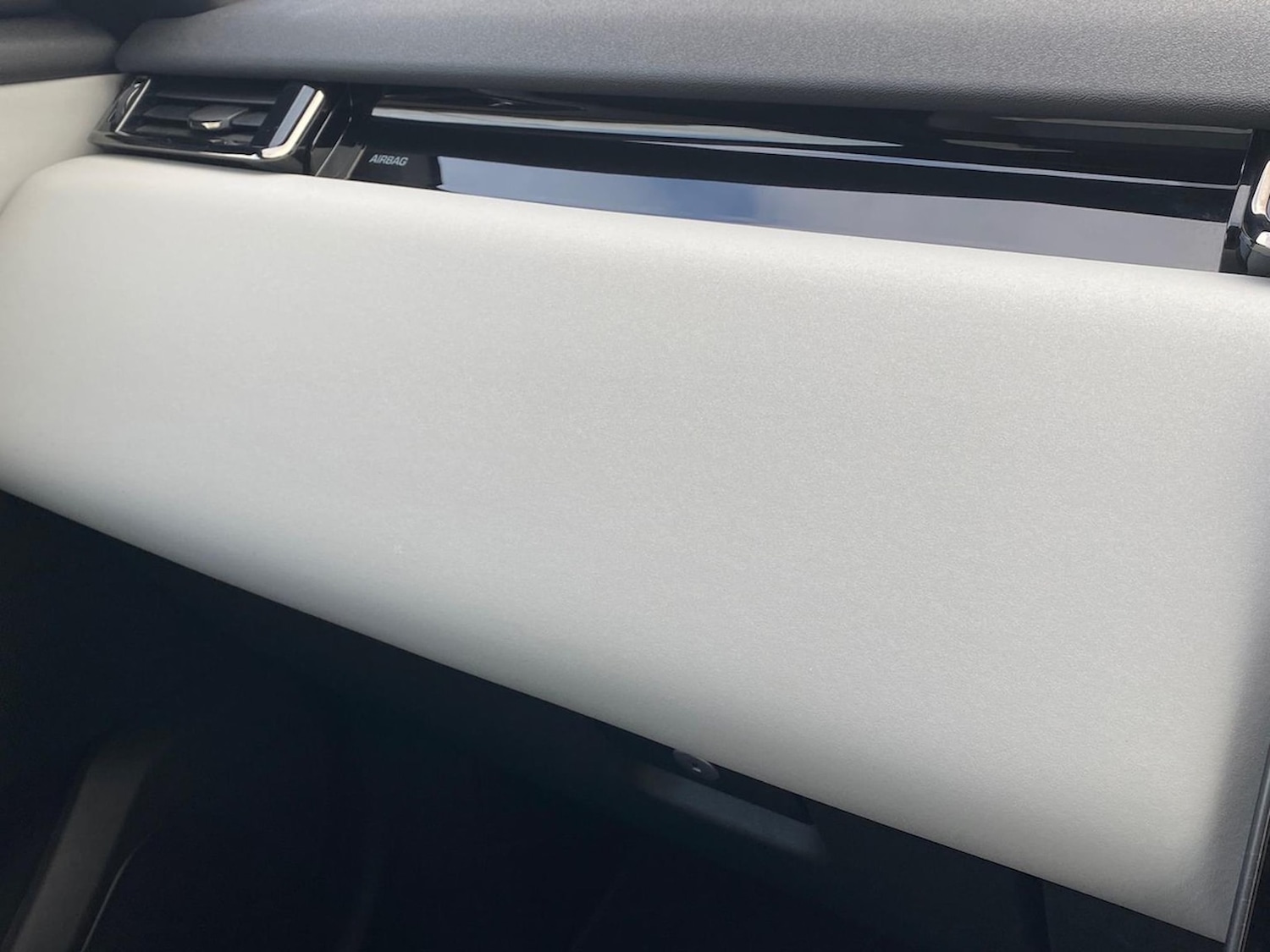 Used Land Rover Range Rover Velar 2023 for sale - 76437270: Photo 39