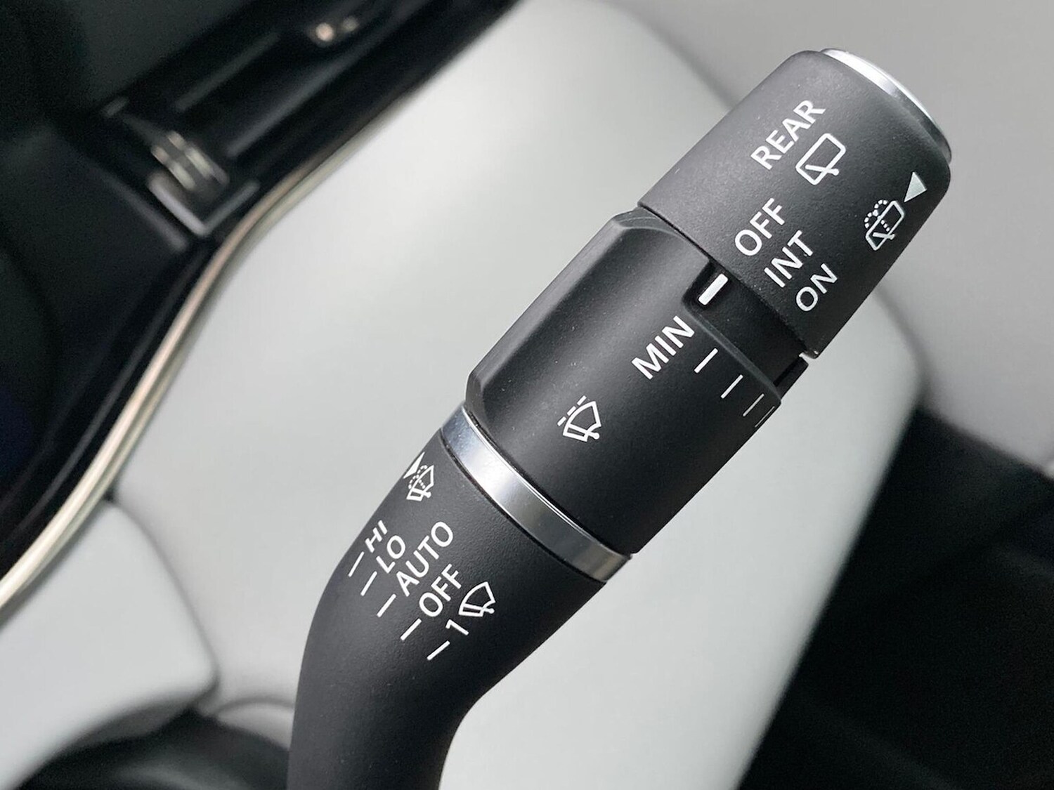 Used Land Rover Range Rover Evoque 2025 for sale - 76979916: Photo 33