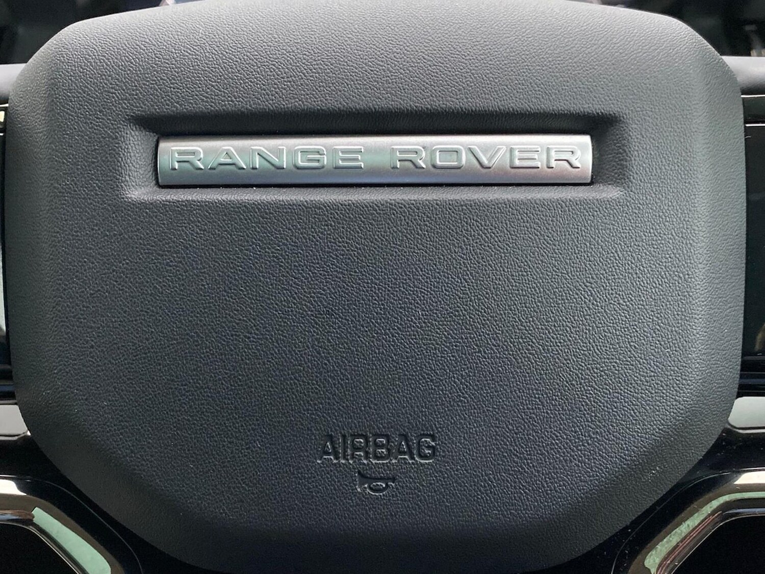 Used Land Rover Range Rover Evoque 2025 for sale - 76979916: Photo 34