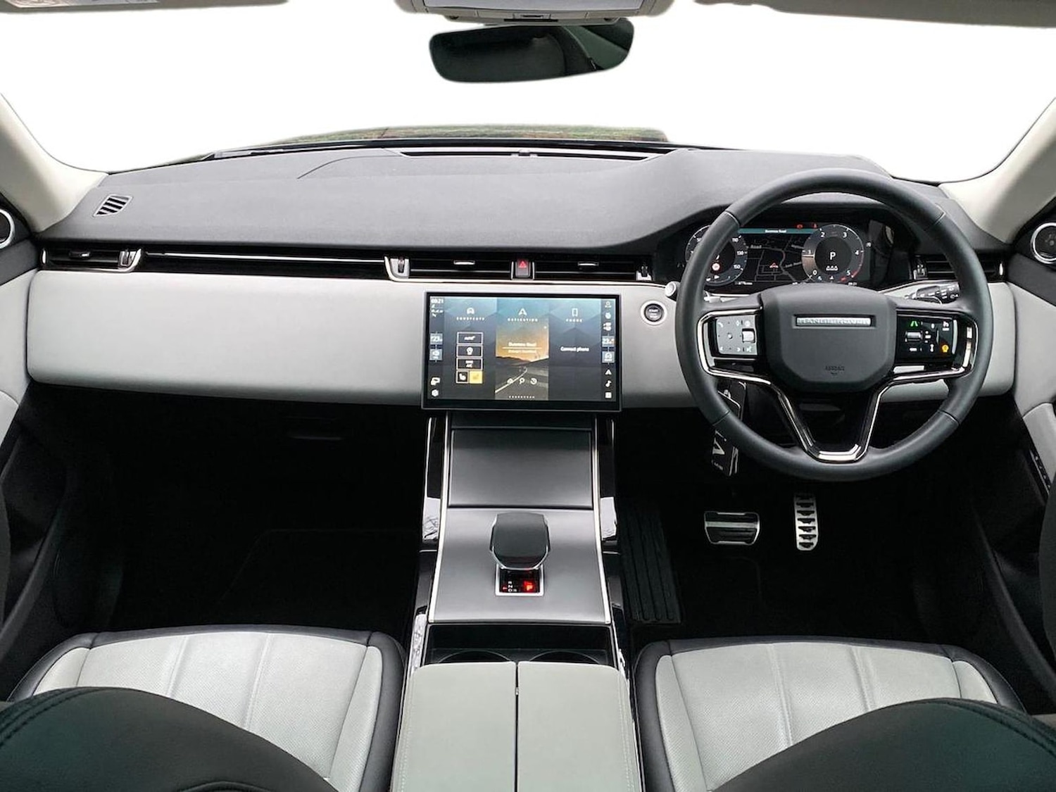 Used Land Rover Range Rover Evoque 2025 for sale - 76979916: Photo 9