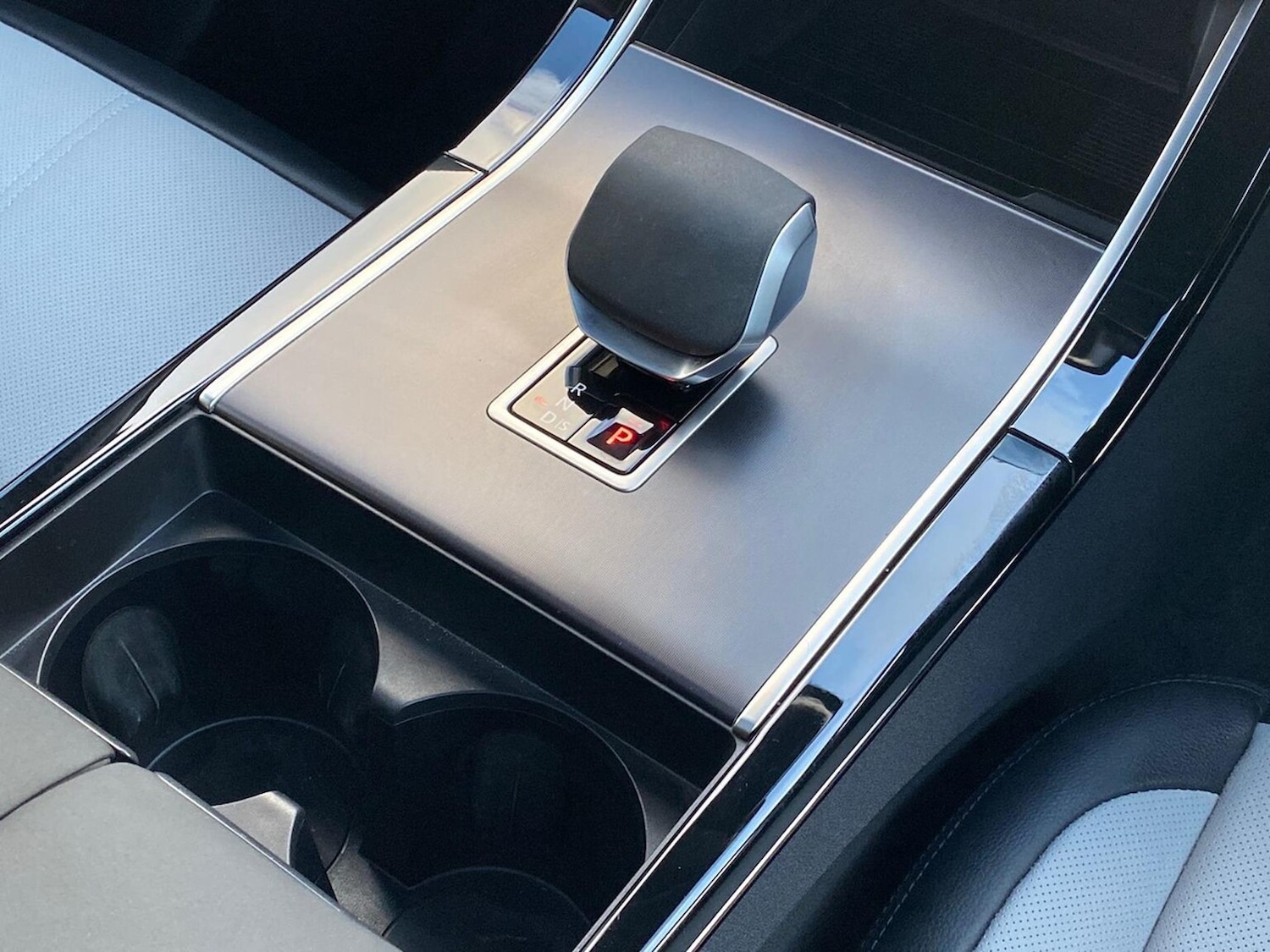 Used Land Rover Range Rover Velar 2026 for sale - 77845282: Photo 13