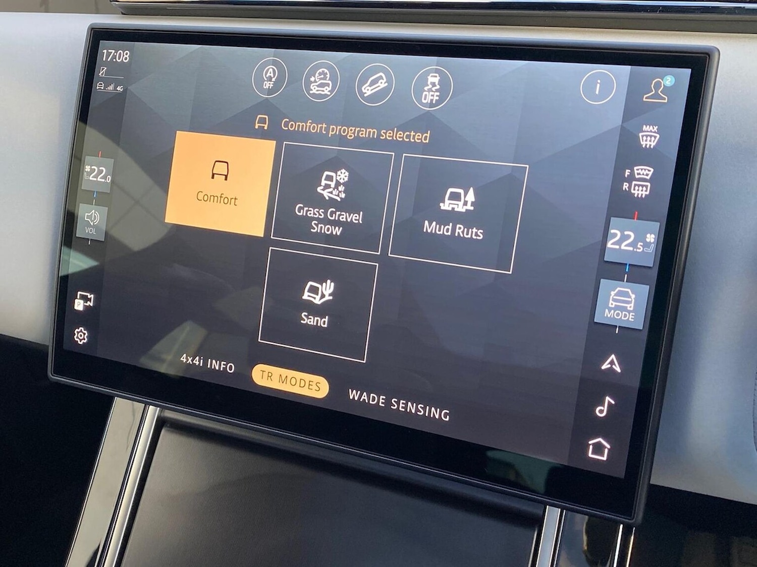 Used Land Rover Range Rover Velar 2026 for sale - 77845282: Photo 33