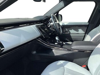 Used Land Rover Range Rover Sport 2024 for sale - 78326367: Photo