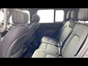 Used Land Rover Defender 2025 for sale - 78497891: Photo