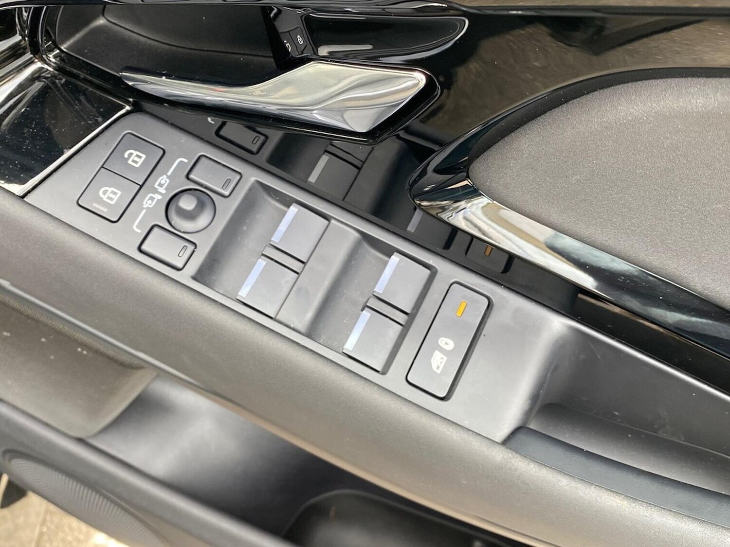 Used Land Rover Range Rover Evoque 2025 for sale - 78193865: Photo 23