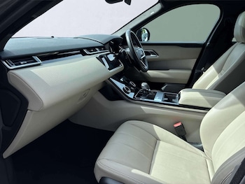 Used Land Rover Range Rover Velar 2023 for sale - 78655761: Photo