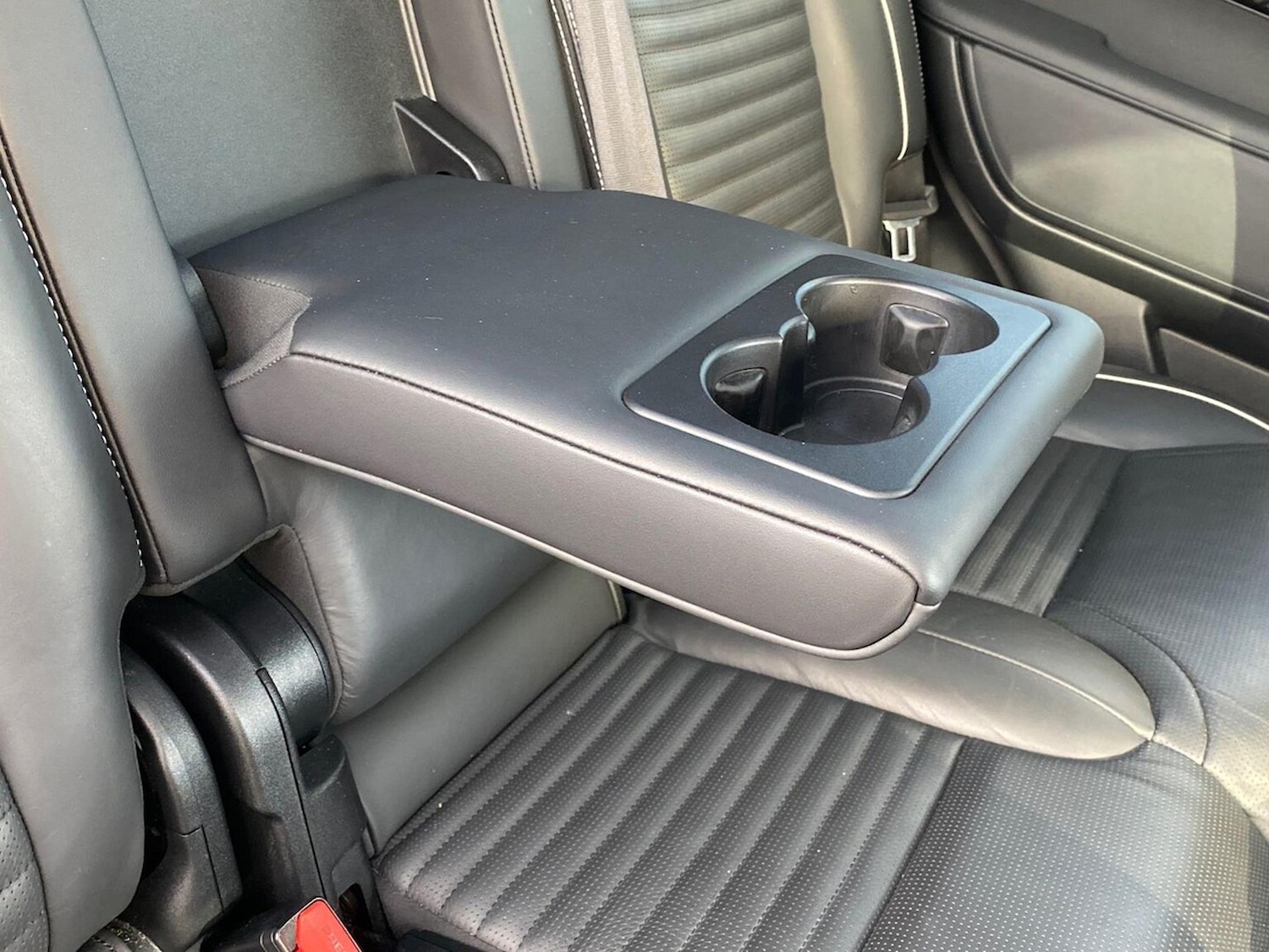 Used Land Rover Discovery 2021 for sale - 76543018: Photo 28