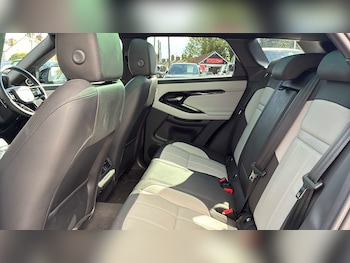 Used Land Rover Range Rover Evoque 2026 for sale - 79507608: Photo