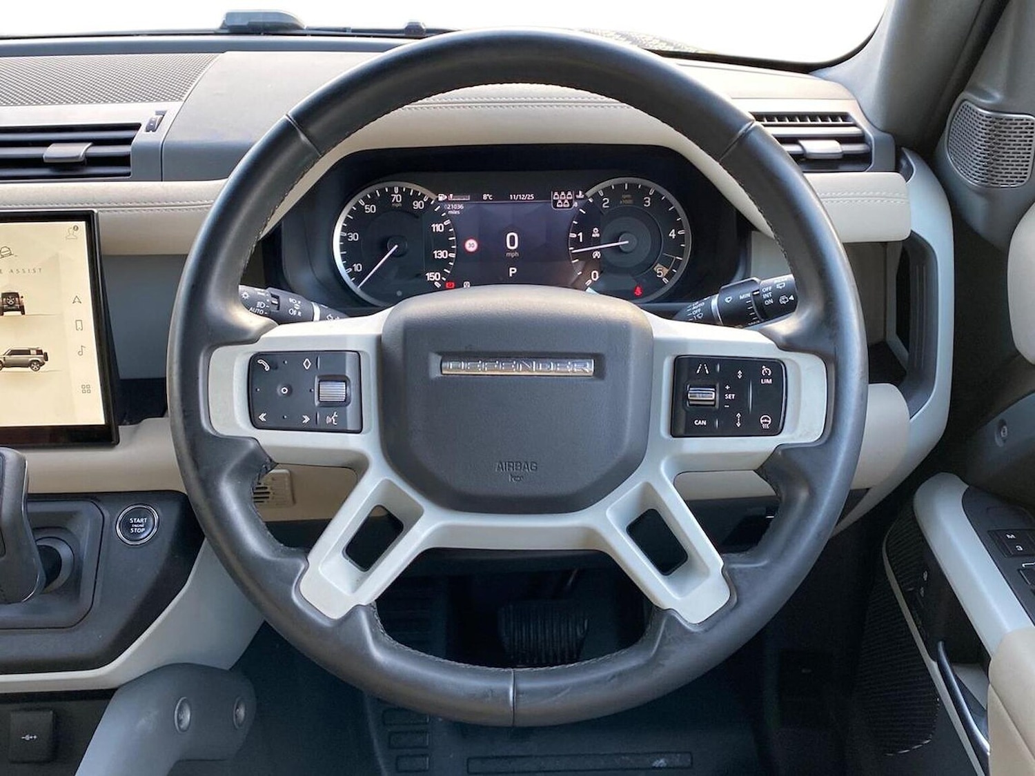 Used Land Rover Defender 2023 for sale - 76906370: Photo 15