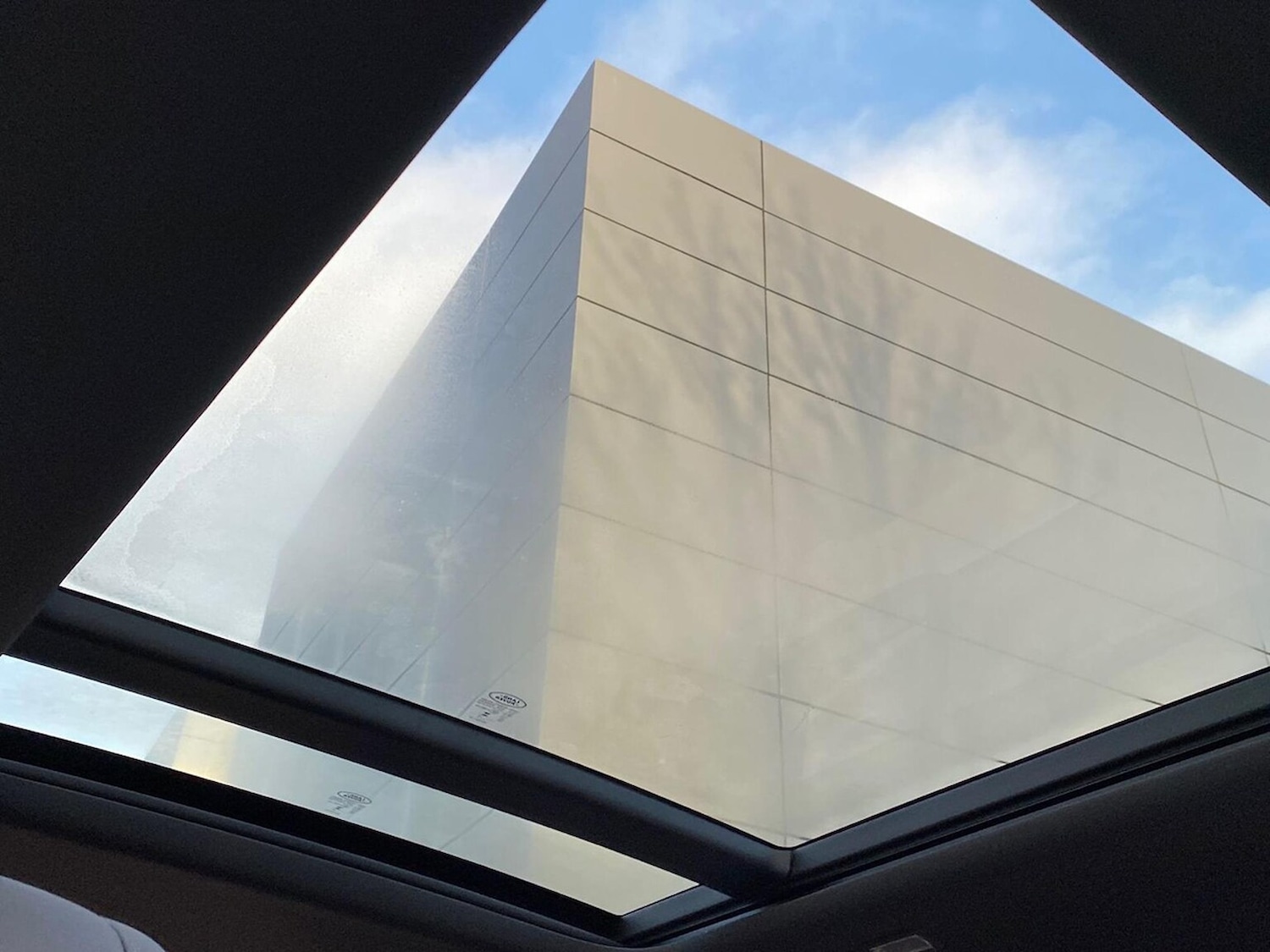 Used Land Rover Defender 2023 for sale - 76906370: Photo 27