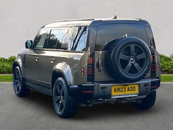 Used Land Rover Defender 2023 for sale - 76906370: Photo