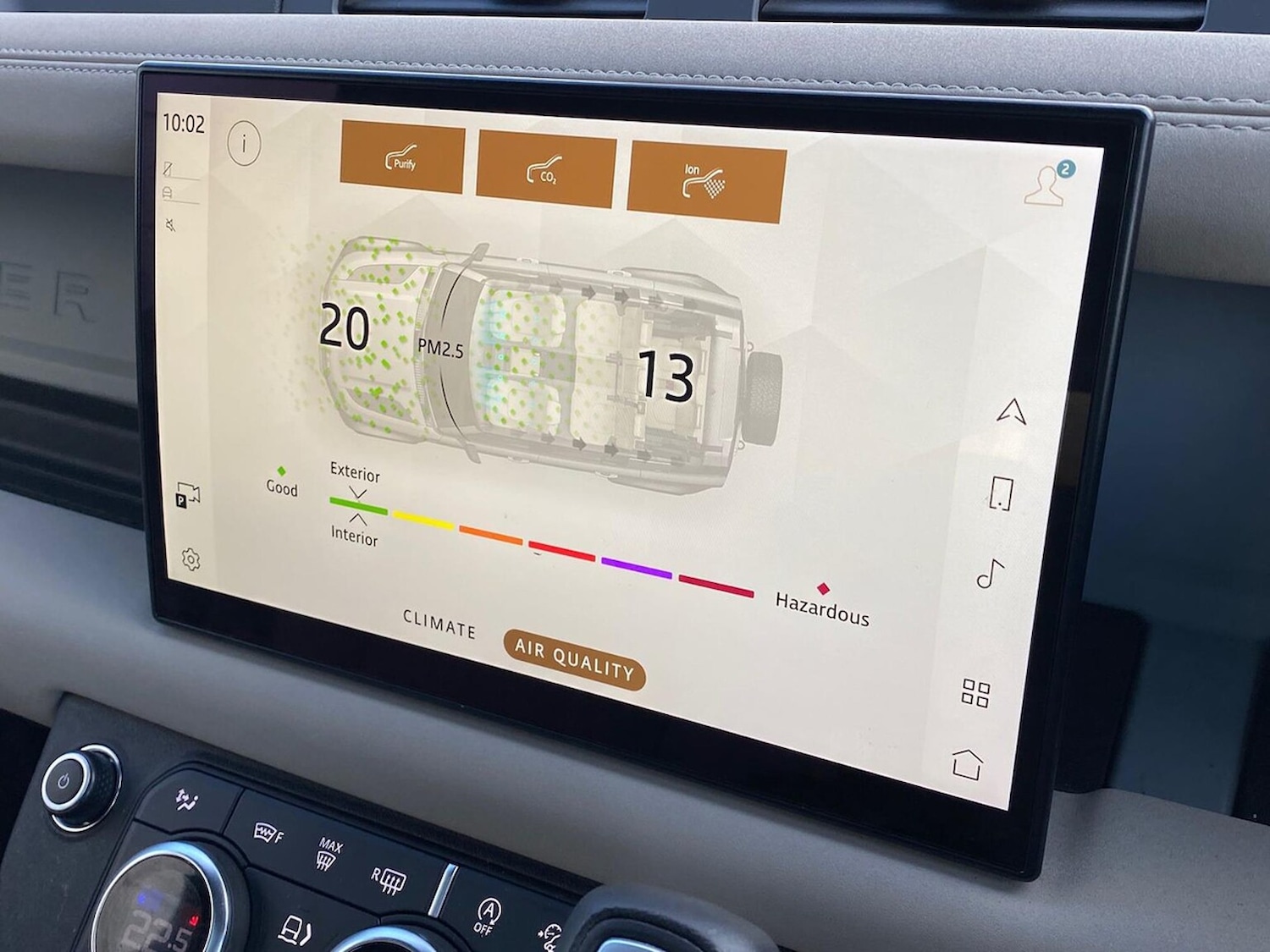 Used Land Rover Defender 2023 for sale - 76906370: Photo 32