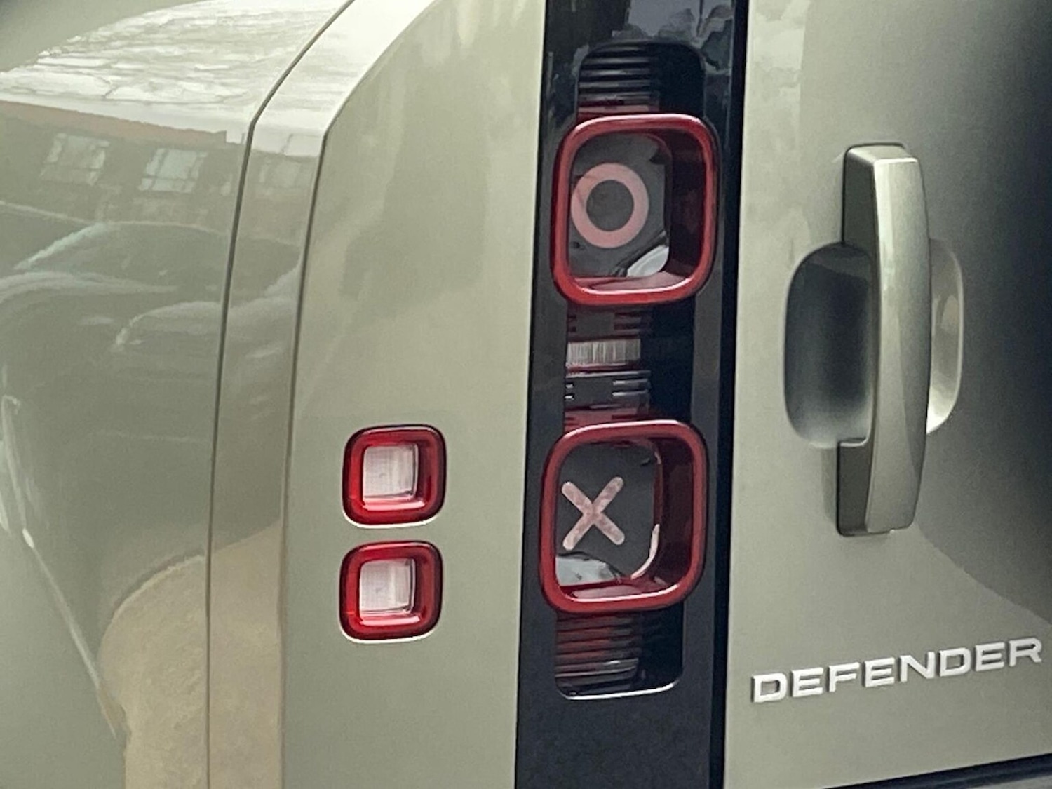 Used Land Rover Defender 2021 for sale - 76879715: Photo 19