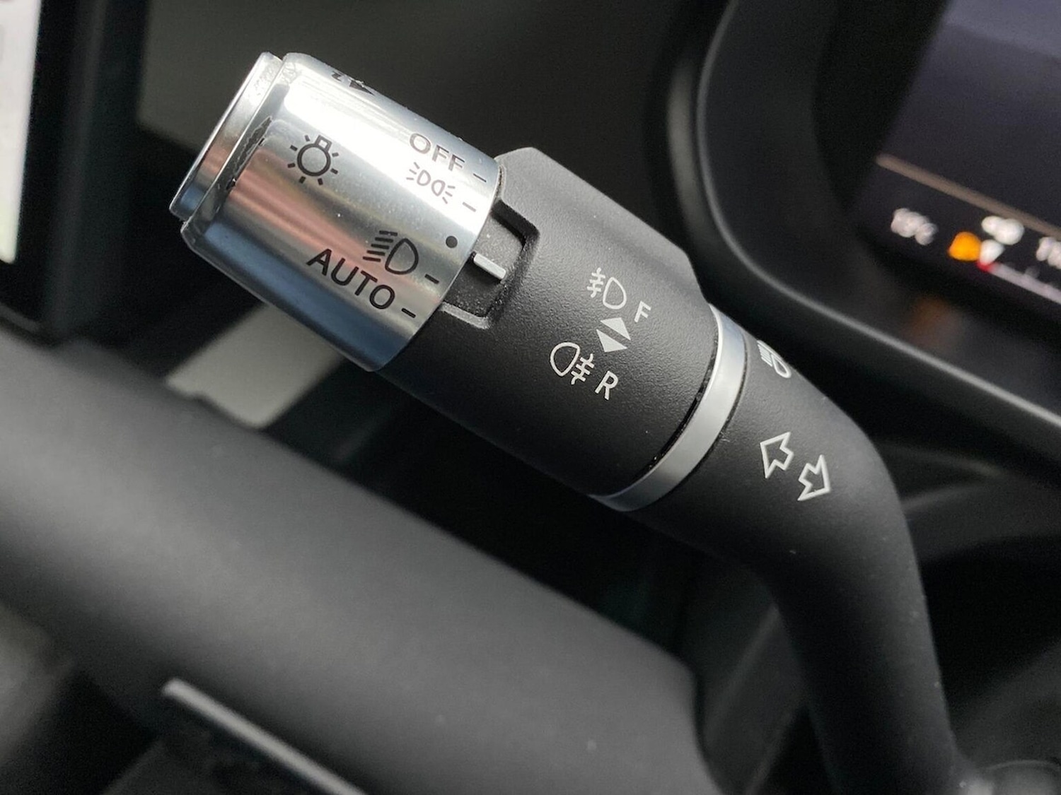 Used Land Rover Defender 2021 for sale - 76879715: Photo 29