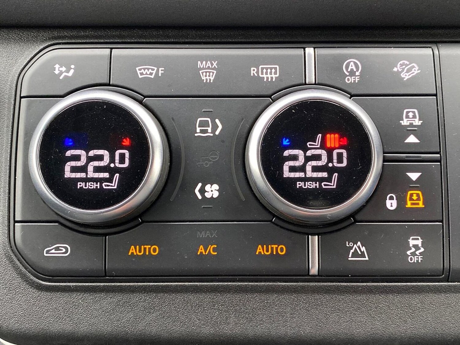 Used Land Rover Defender 2021 for sale - 76879715: Photo 38