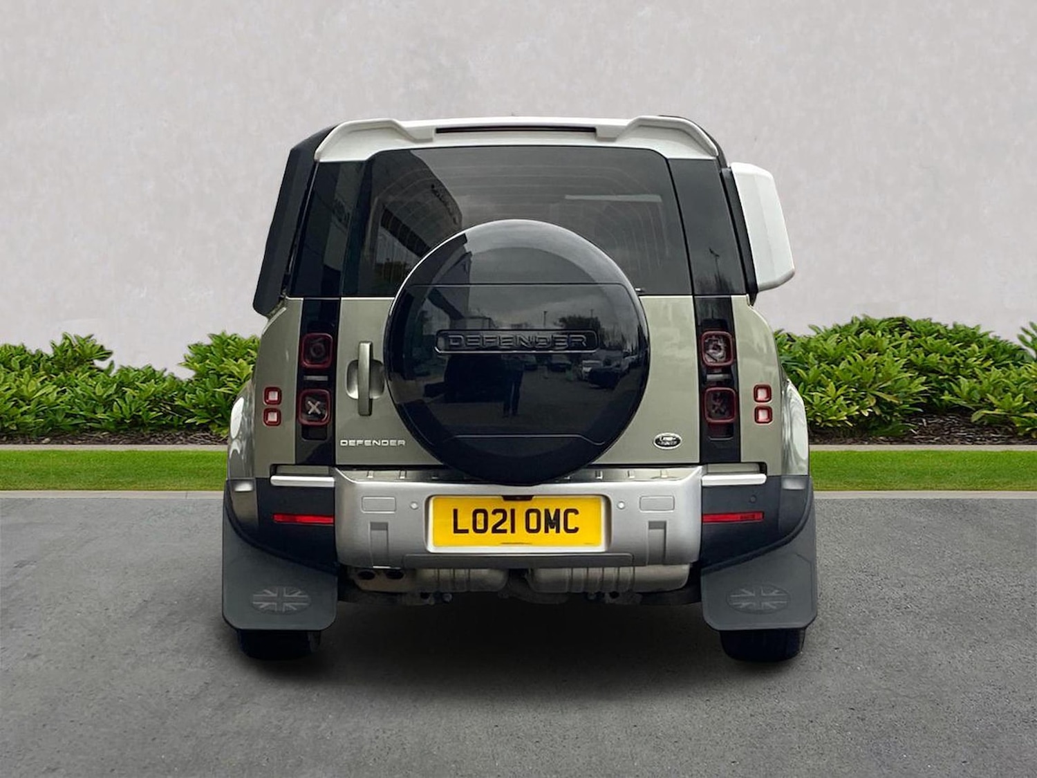 Used Land Rover Defender 2021 for sale - 76879715: Photo 6