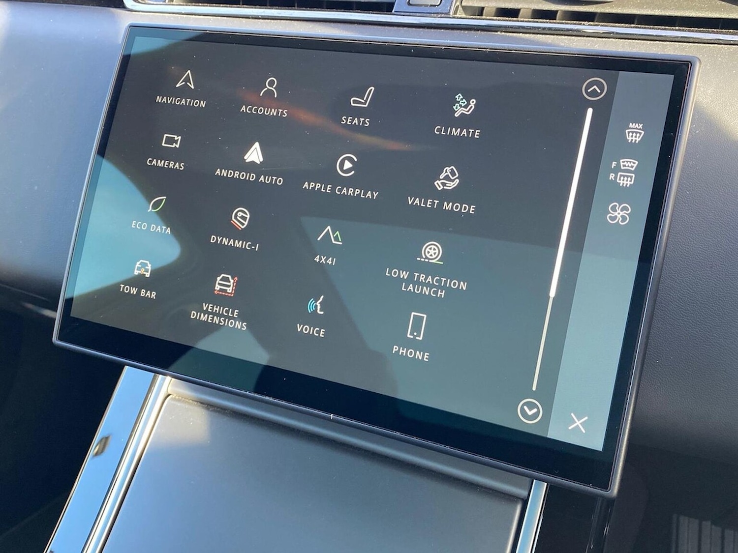 Used Land Rover Range Rover Evoque 2024 for sale - 76536632: Photo 30