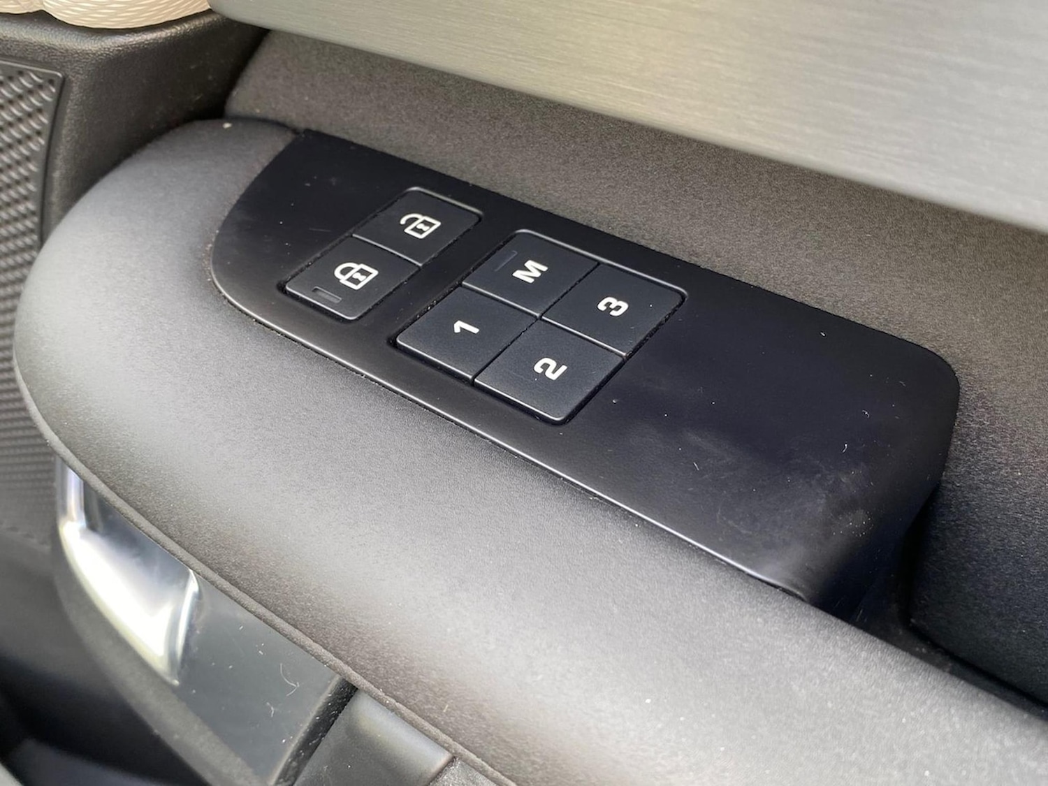 Used Land Rover Discovery 2021 for sale - 76655872: Photo 26