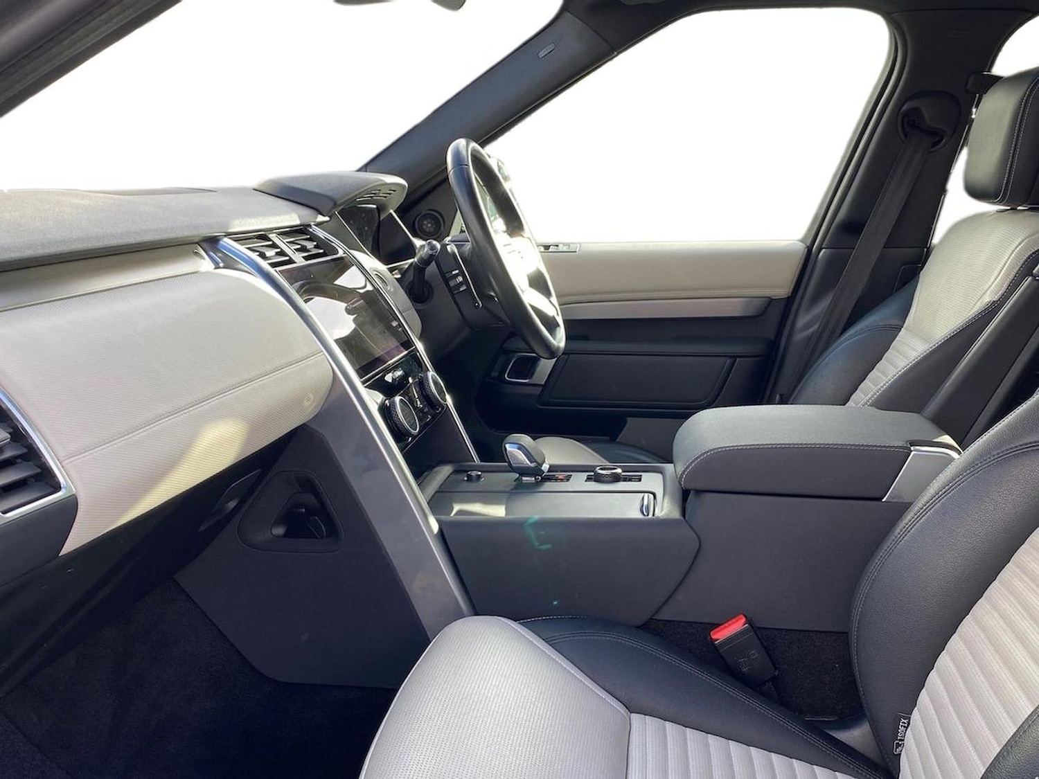 Used Land Rover Discovery 2021 for sale - 76655872: Photo 3