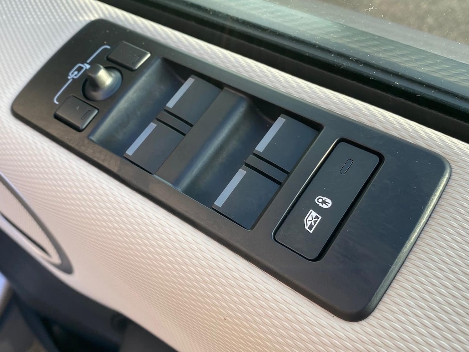 Used Land Rover Discovery 2024 for sale - 77487712: Photo 22