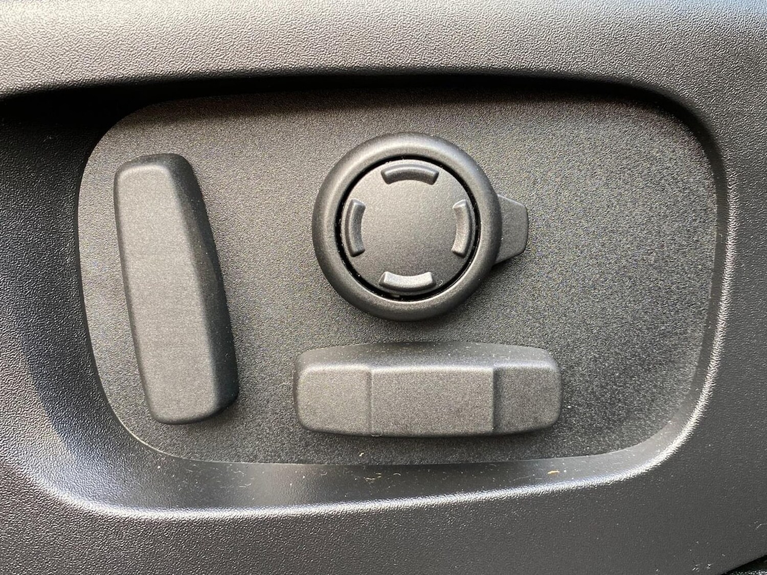 Used Land Rover Discovery 2024 for sale - 77487712: Photo 25