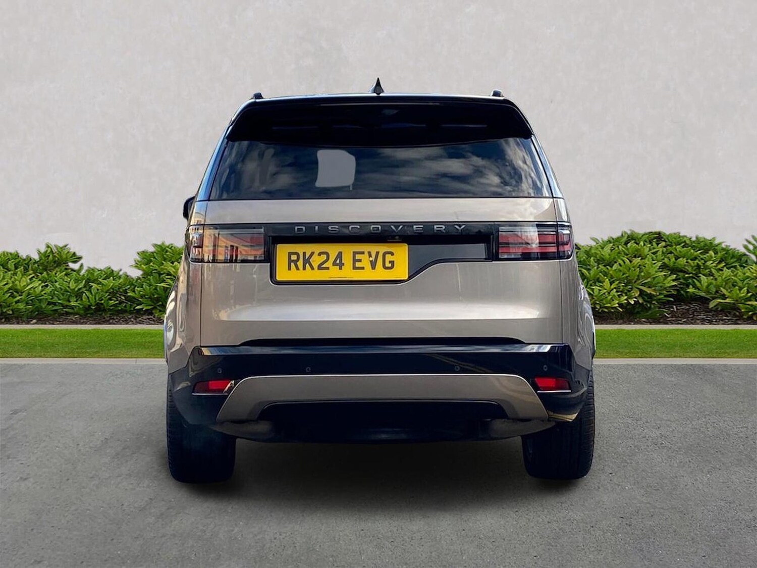 Used Land Rover Discovery 2024 for sale - 77487712: Photo 6