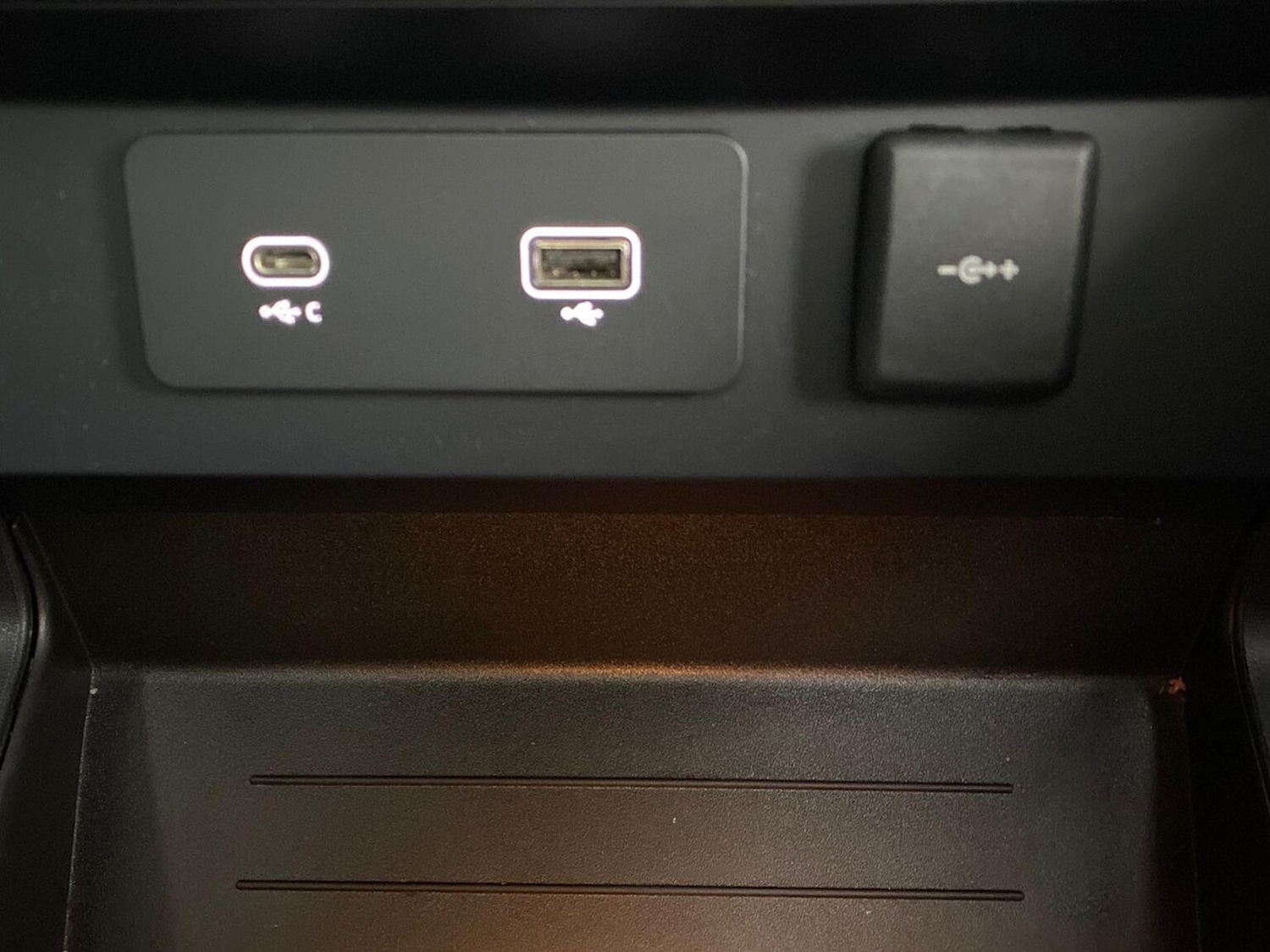 Used Land Rover Defender 2023 for sale - 77715399: Photo 28