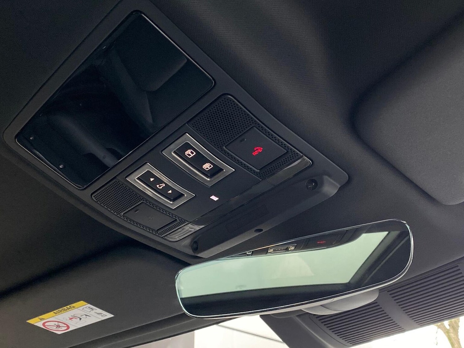 Used Land Rover Defender 2023 for sale - 77715399: Photo 29