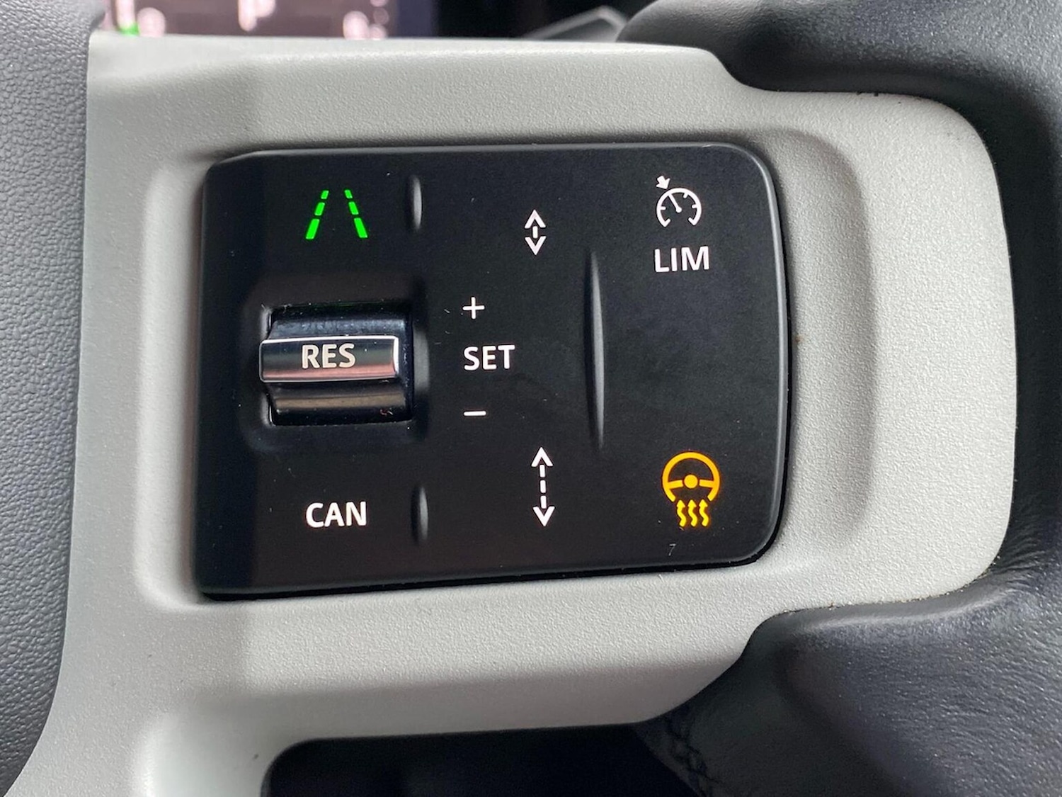 Used Land Rover Defender 2023 for sale - 77715399: Photo 38