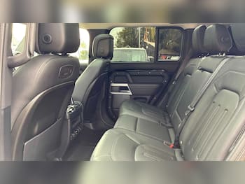 Used Land Rover Defender 2020 for sale - 79563851: Photo
