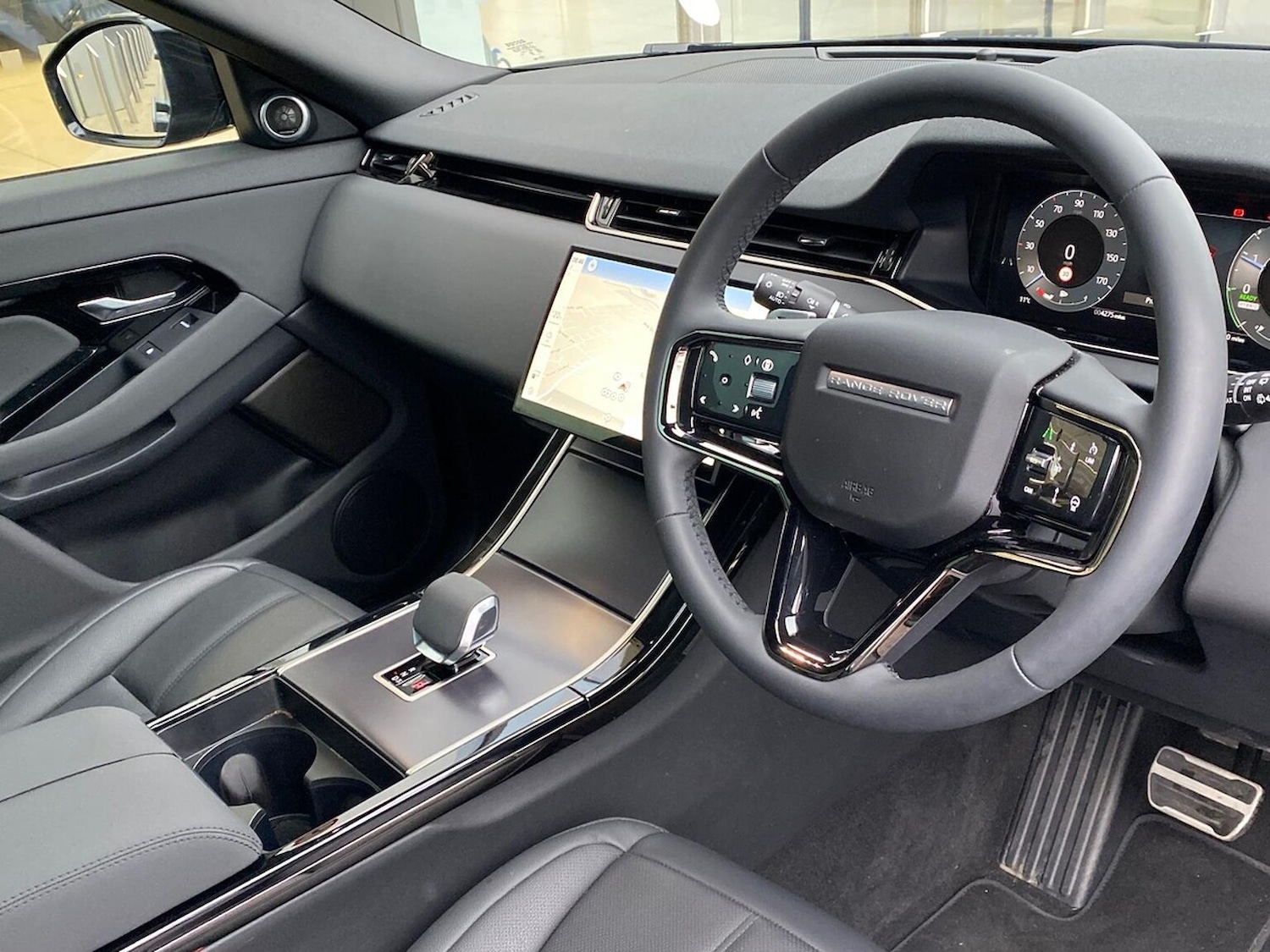 Used Land Rover Range Rover Evoque 2025 for sale - 77522153: Photo 25