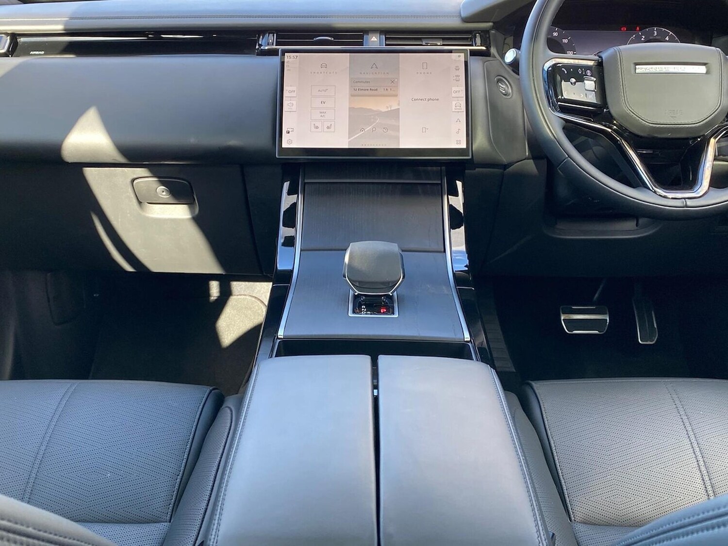 Used Land Rover Range Rover Velar 2025 for sale - 76030492: Photo 14