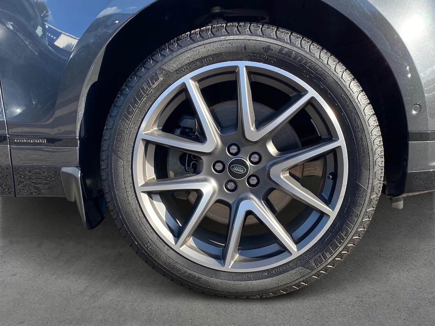 Used Land Rover Range Rover Velar 2025 for sale - 76030492: Photo 8