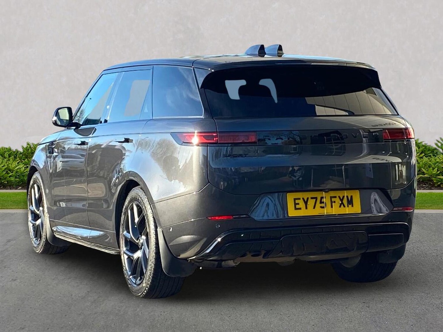 Used Land Rover Range Rover Sport 2025 for sale - 78193748: Photo 2