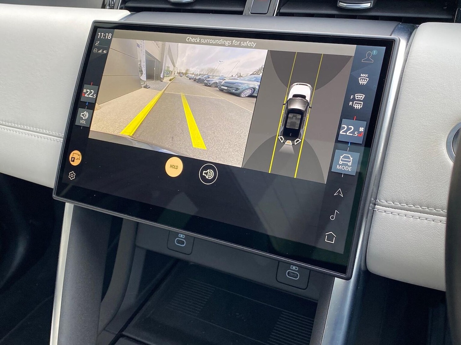 Used Land Rover Discovery Sport 2024 for sale - 78053562: Photo 12