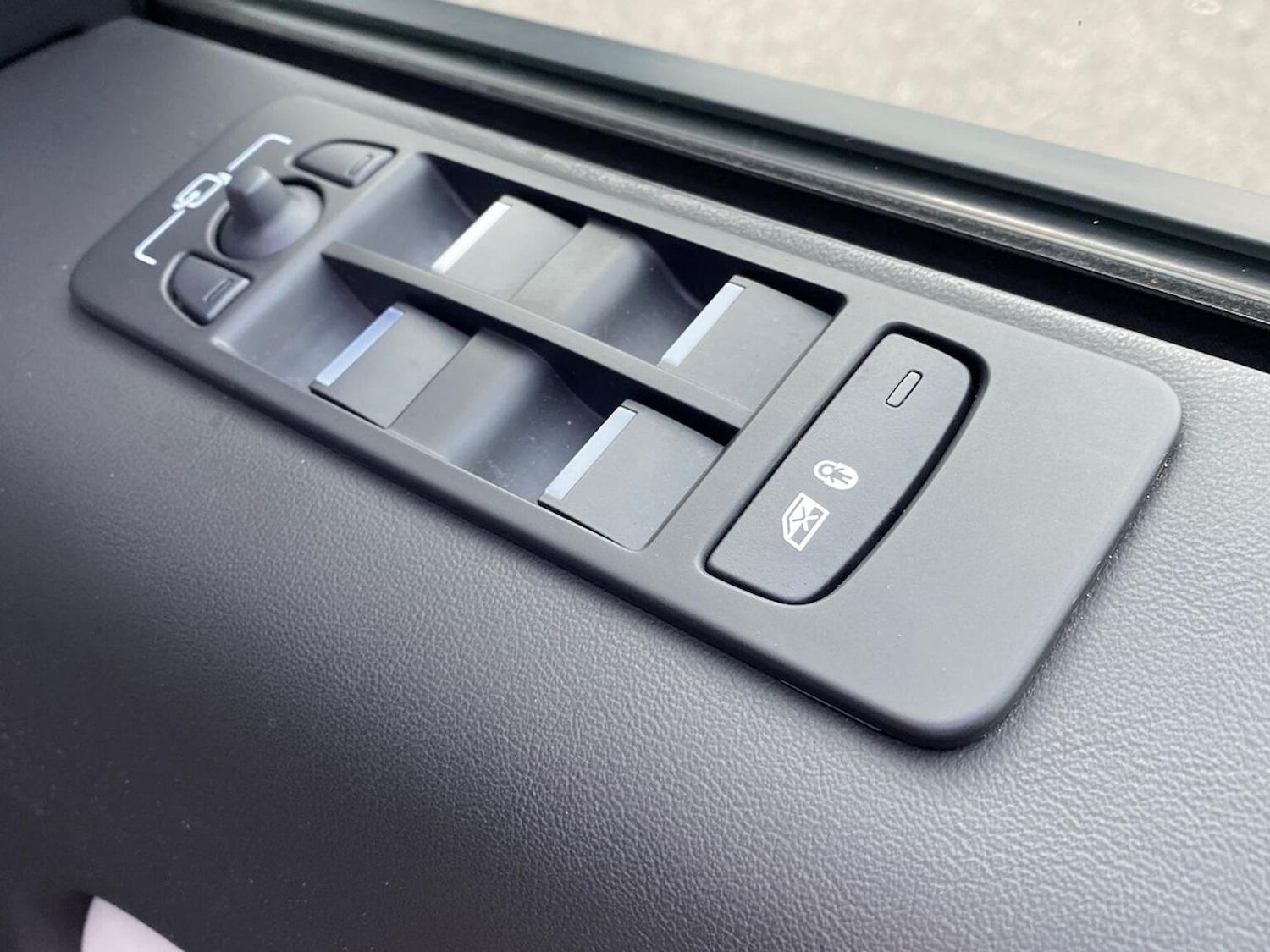 Used Land Rover Discovery Sport 2024 for sale - 78053562: Photo 23