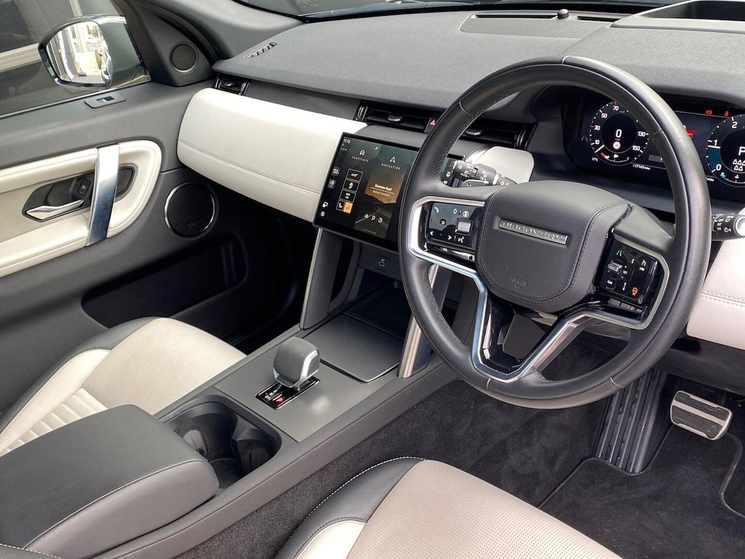 Used Land Rover Discovery Sport 2024 for sale - 78053562: Photo 27