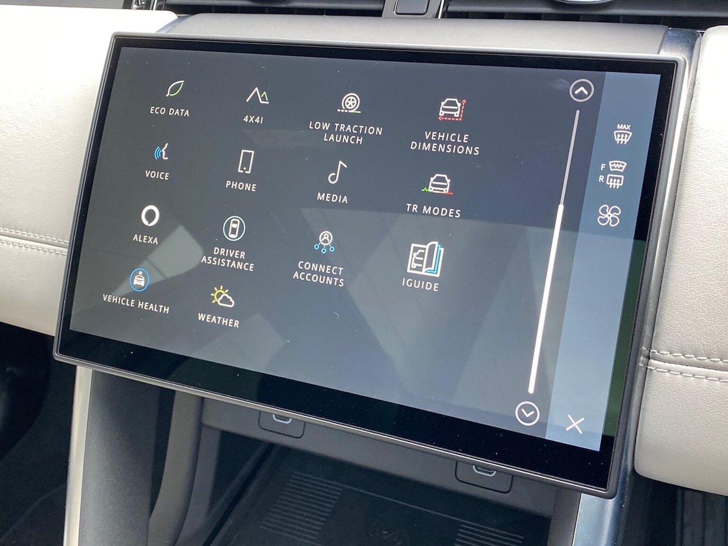 Used Land Rover Discovery Sport 2024 for sale - 78053562: Photo 34