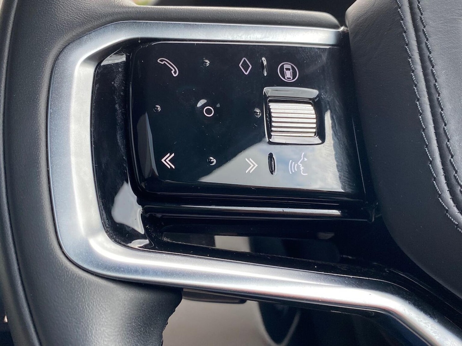 Used Land Rover Discovery Sport 2024 for sale - 78053562: Photo 40