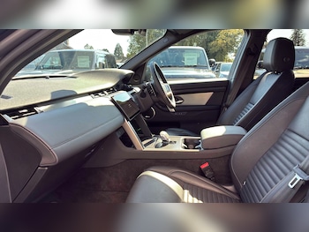 Used Land Rover Discovery Sport 2026 for sale - 79463271: Photo
